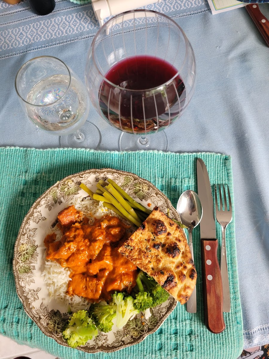 Bombay Curry And Grill - Photo 9
