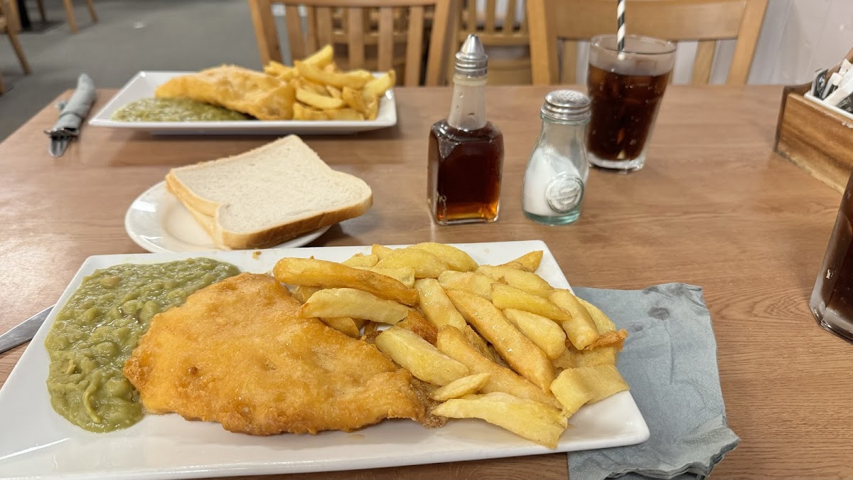 Barnacles Fish & Chips - Photo 2