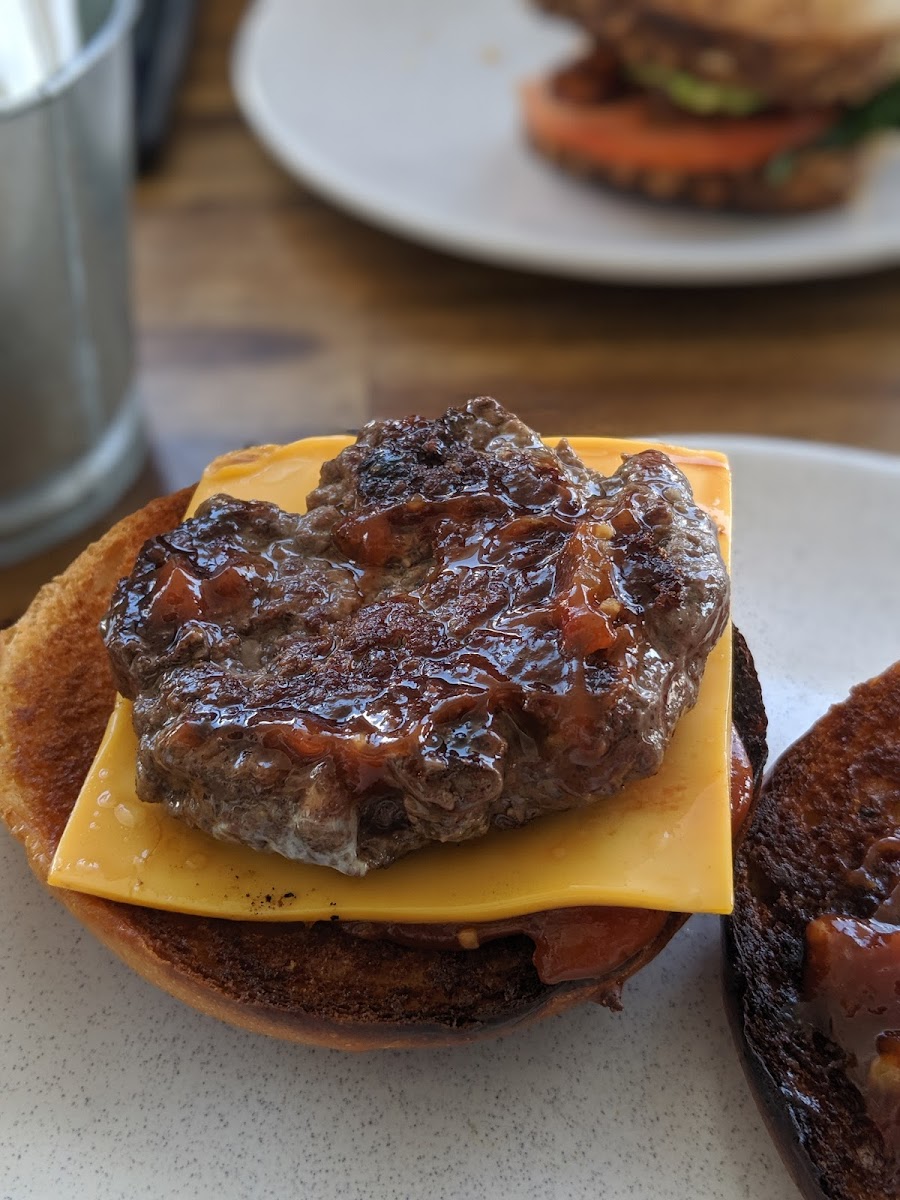 The Tinhorn Cafe - Photo 9