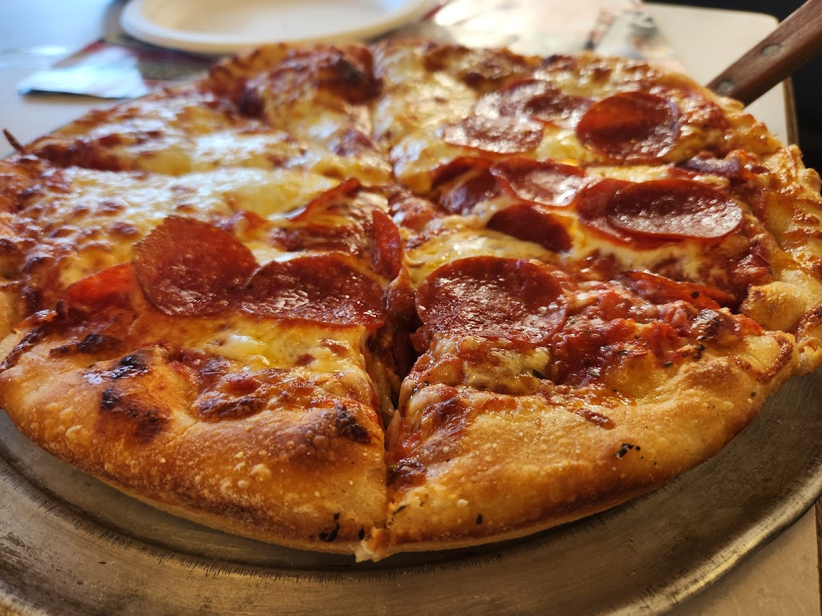 Ficarella's Pizzeria - Photo 6