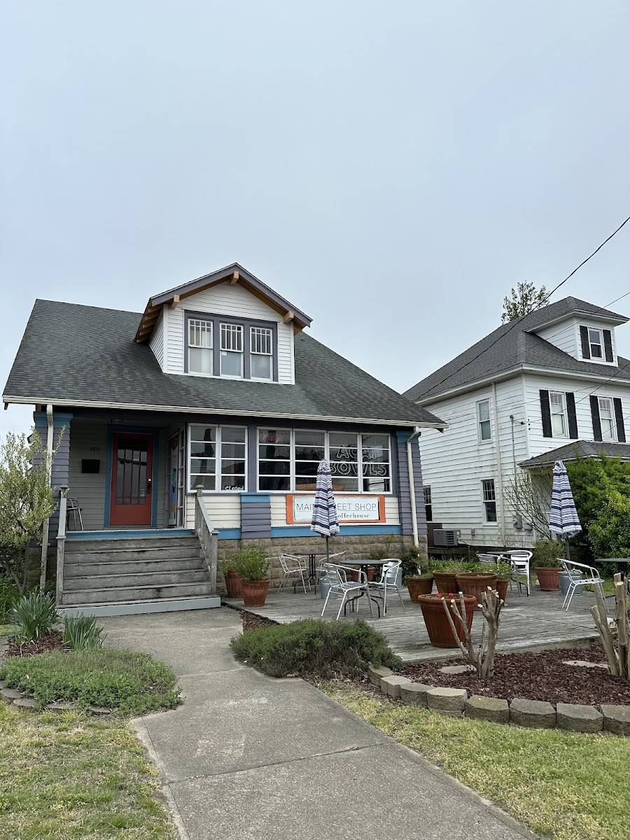 Main Street Coffeehouse - Photo 2