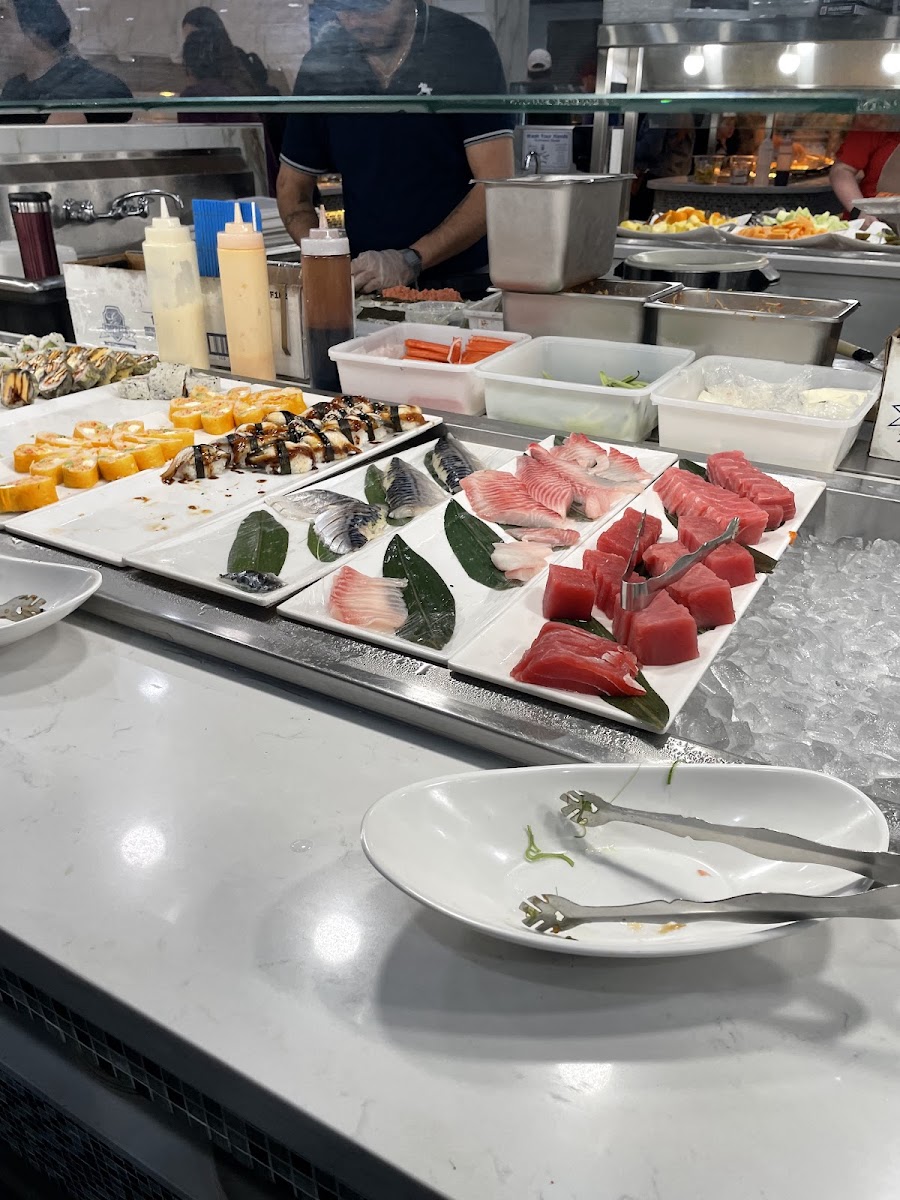 Yummy Buffet Grill and Sushi - Photo 4