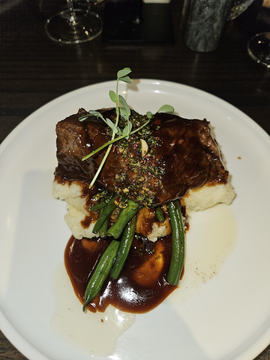 The Shore: Waterfront Restaurant - Photo 8