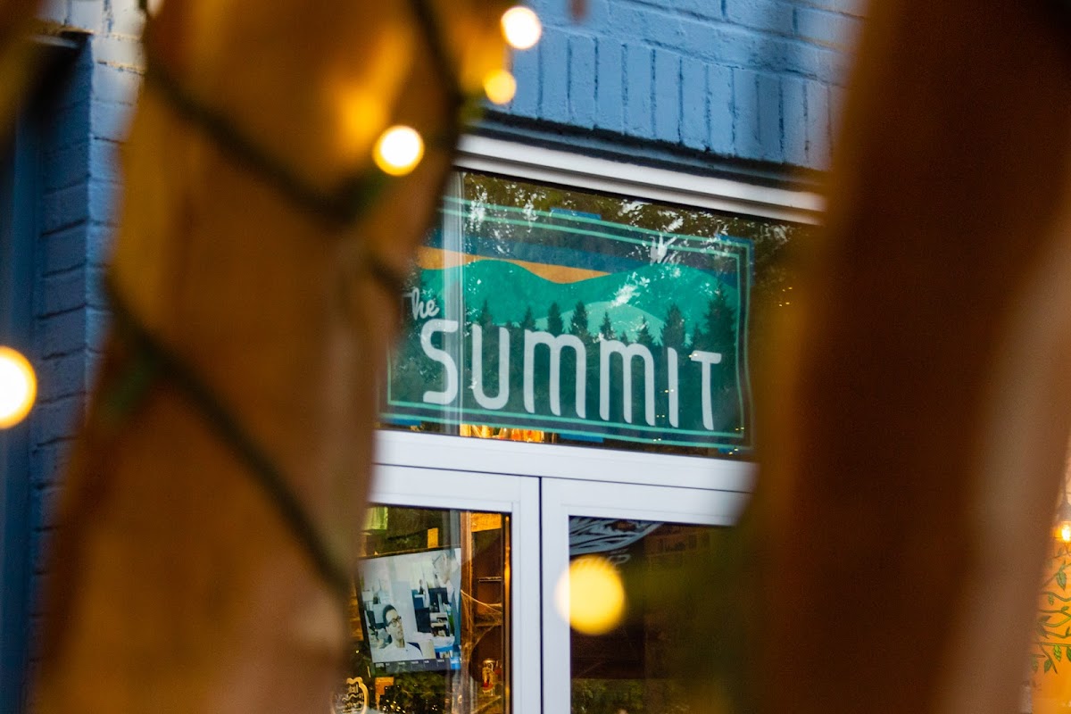 The Summit Beer Shop