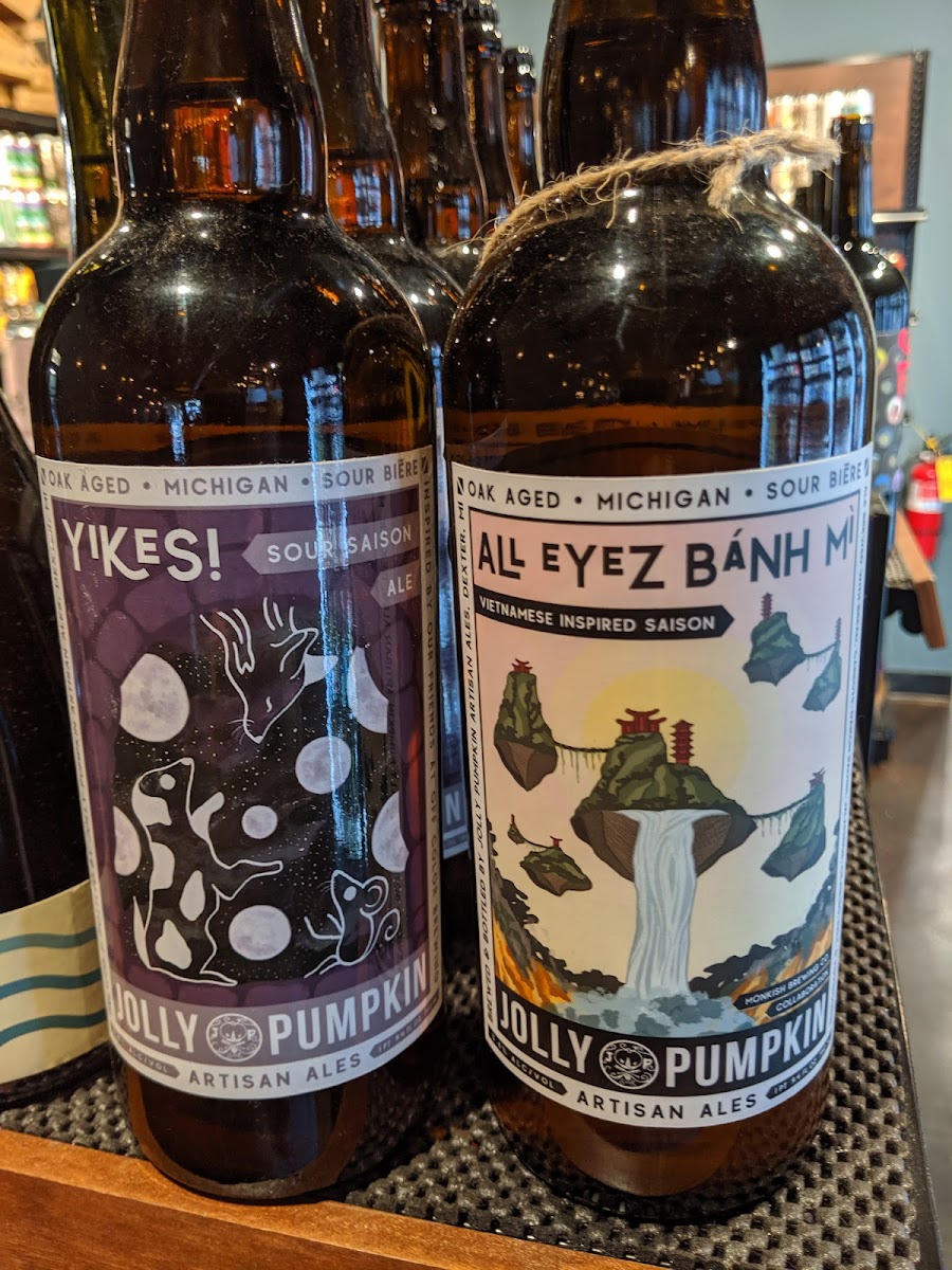The Summit Beer Shop - Photo 8
