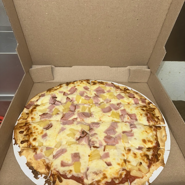 Hawaiian Pizza