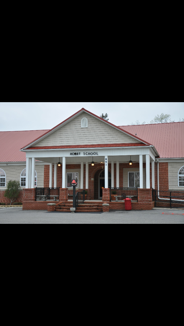 Radd Dew's Bar-B-Que Pit - Photo 2