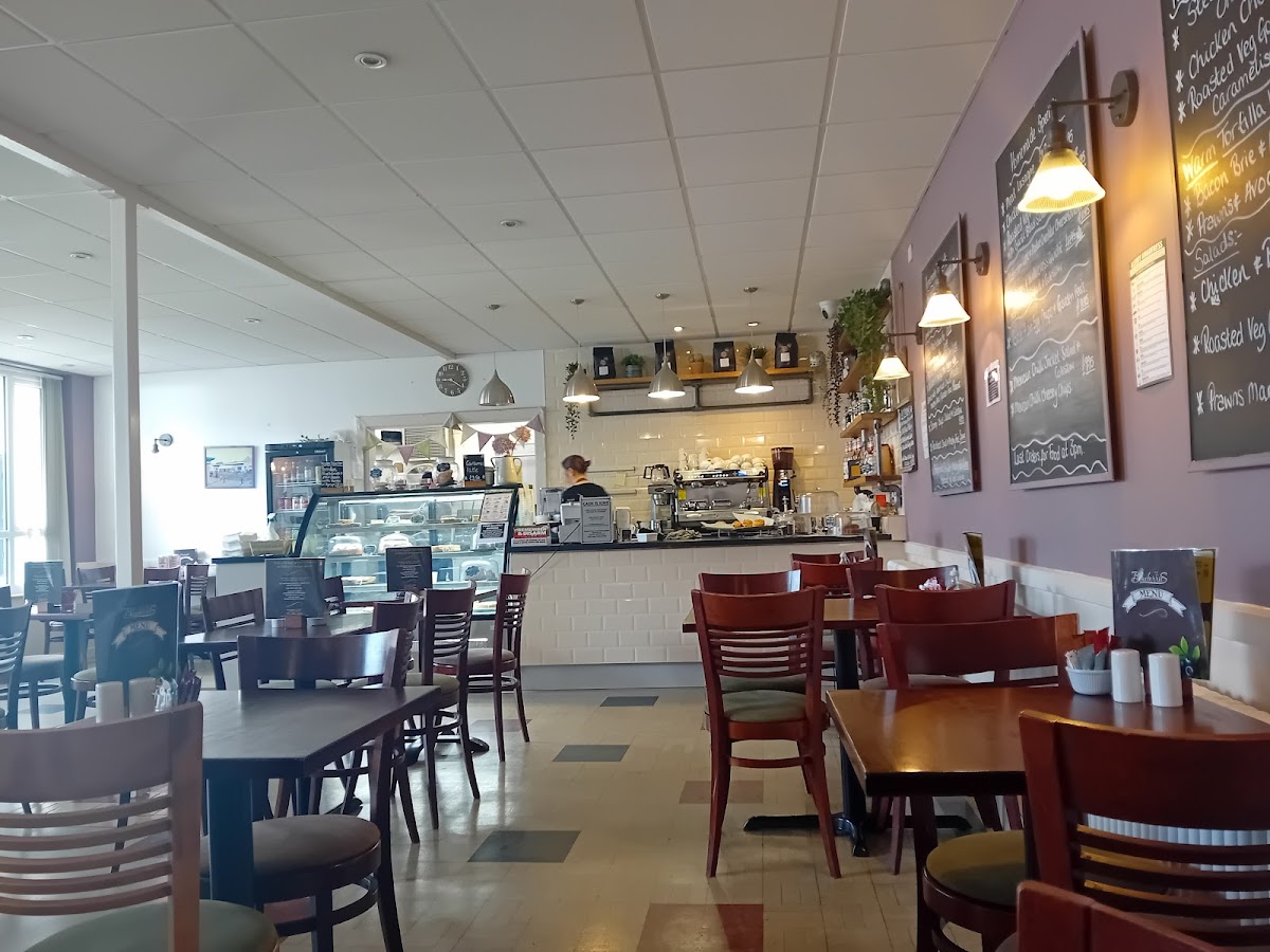 Blueberries Cafe - Photo 3
