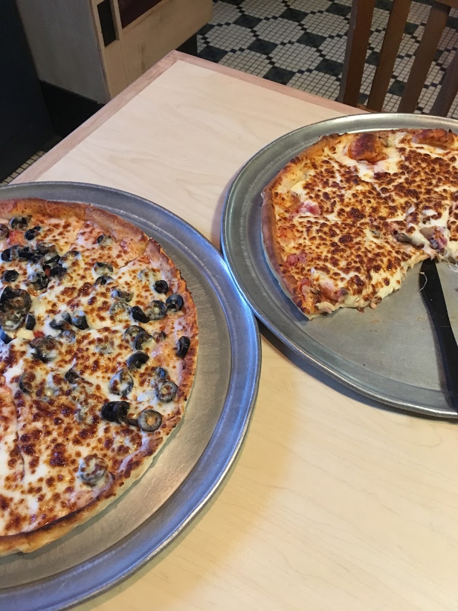 Gondola Pizza - Photo 8