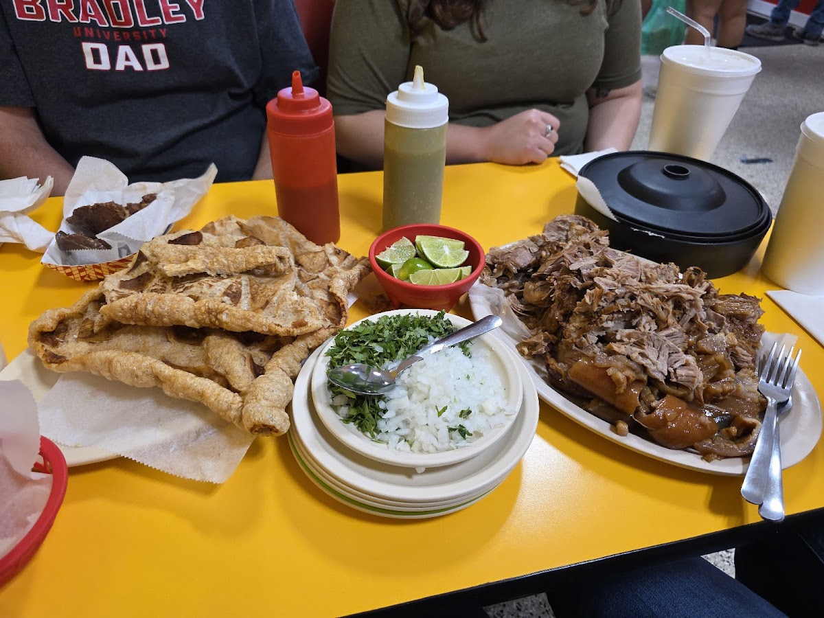 Carnitas La Michoacana - Photo 1