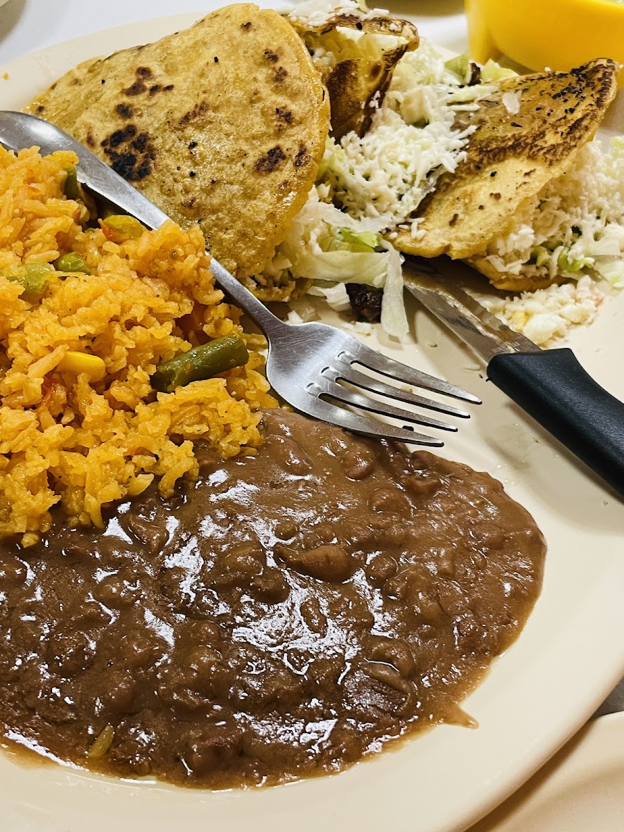 Carnitas La Michoacana - Photo 2