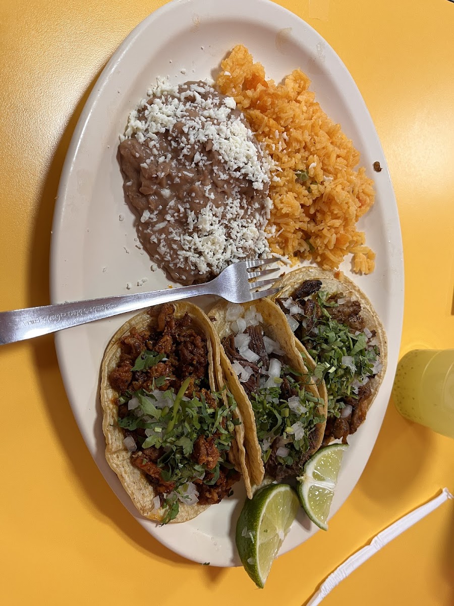 Carnitas La Michoacana - Photo 7