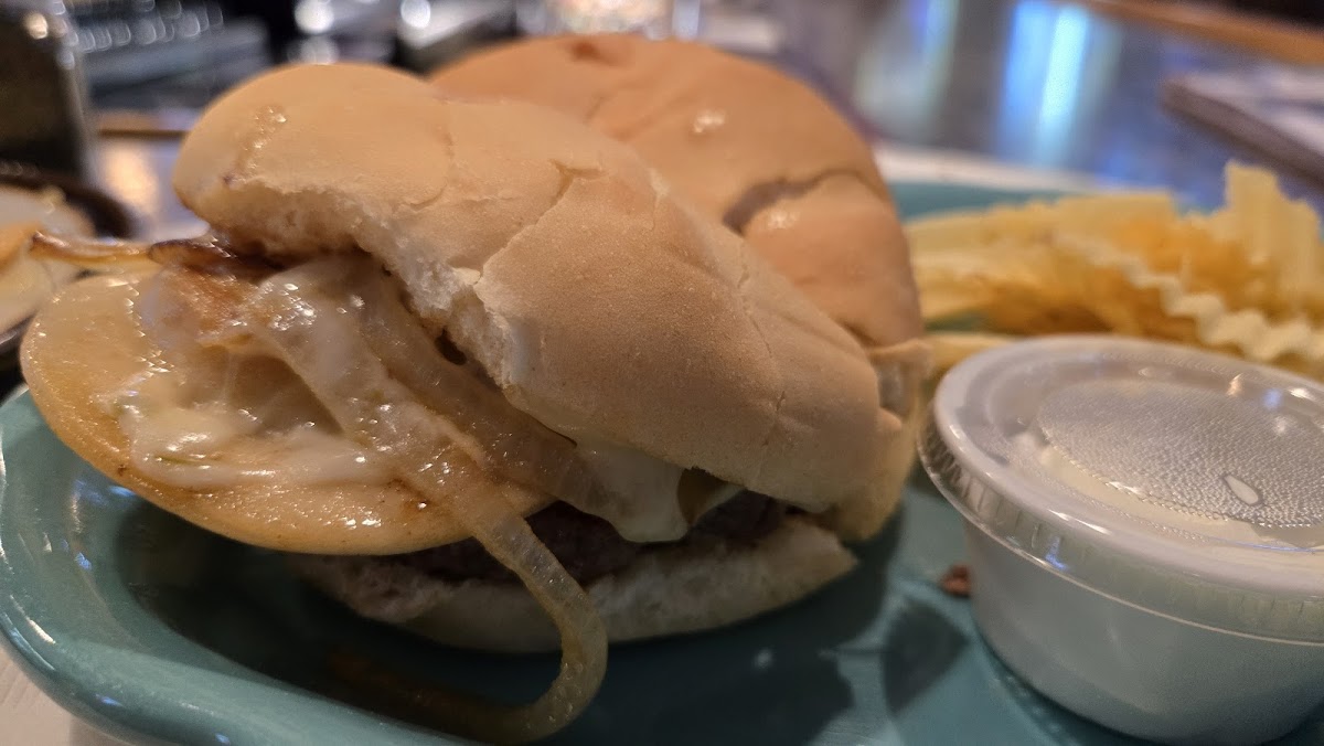 Jimmy G's Bar & Grill - Photo 9