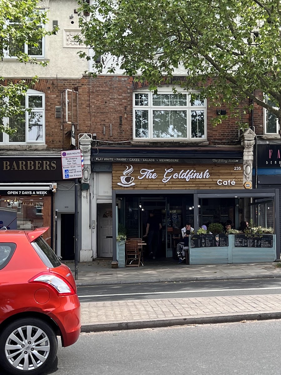 The Goldfinch Cafe - Photo 5