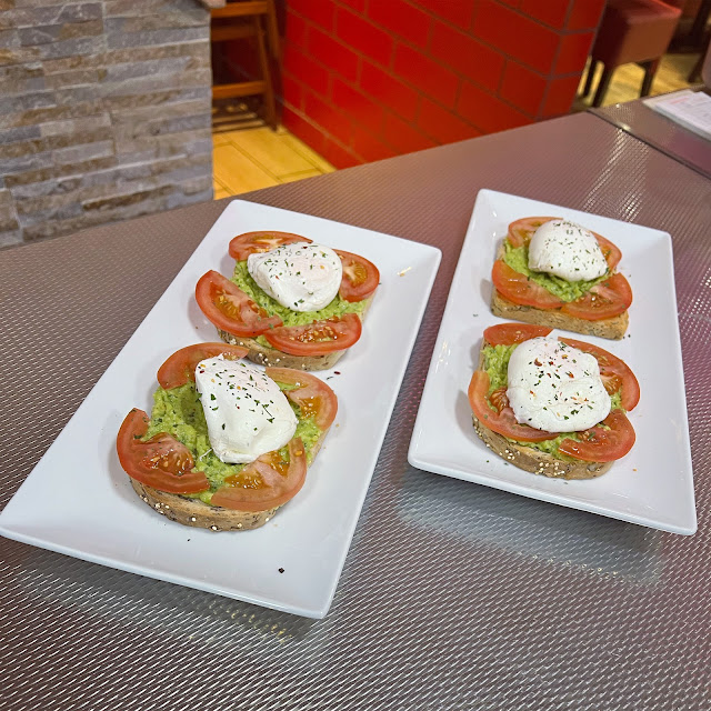 Tomato & Toast