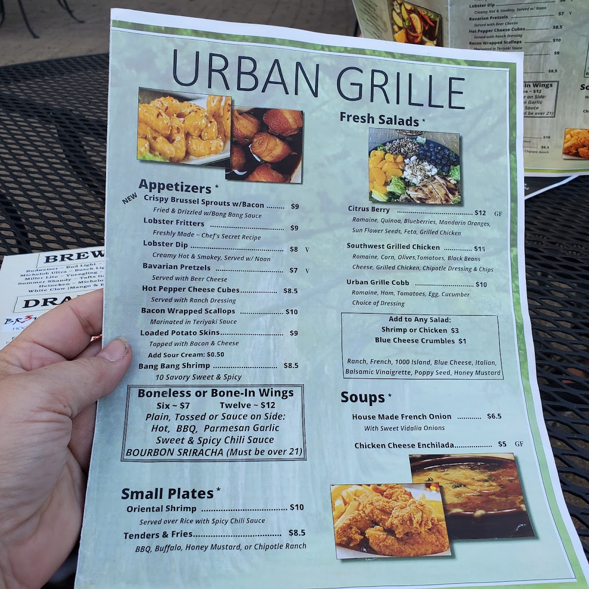 Urban Grille - Photo 2