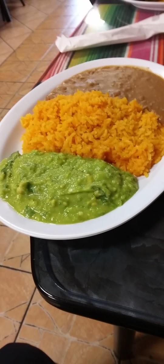 Don Lalo Restaurant - Photo 1