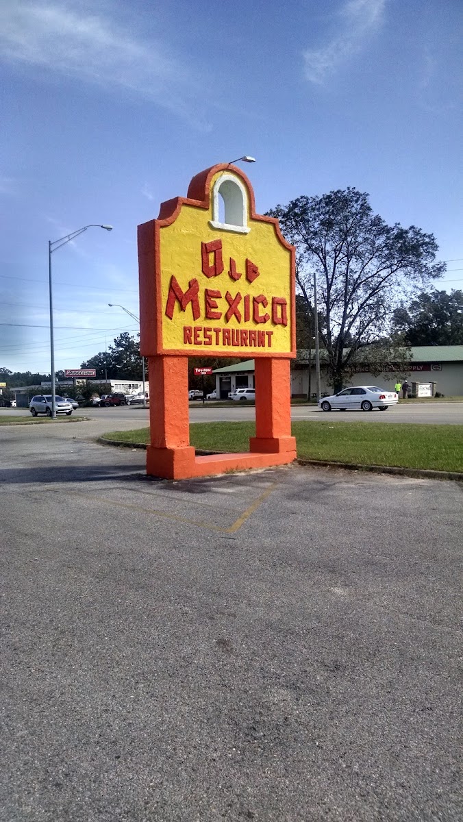 Old Mexico - Andalusia, Alabama - Photo 2