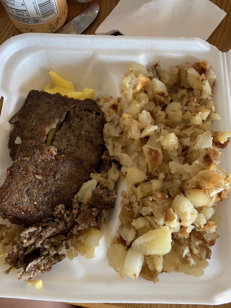 Al's Carryout - Photo 7