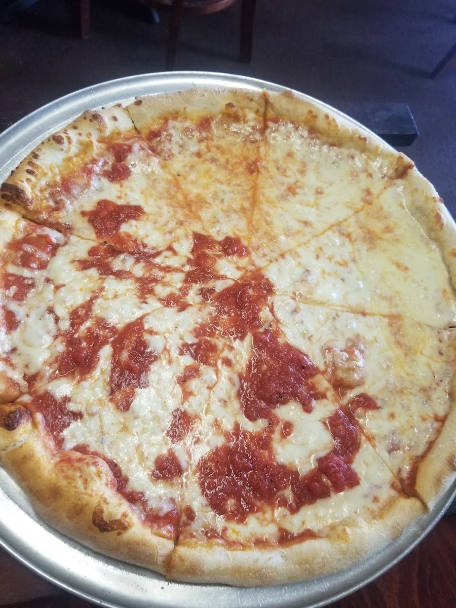 Nia's Pizzeria - Photo 5