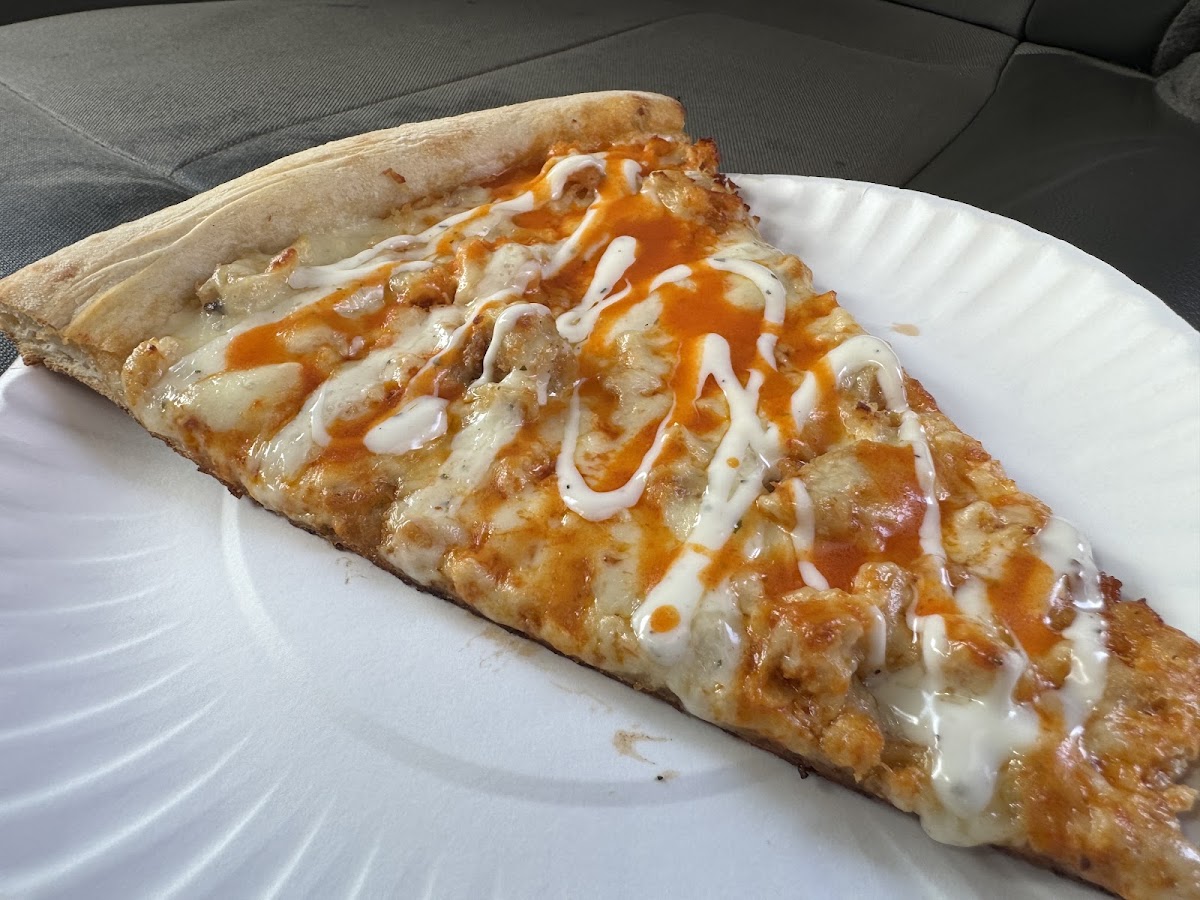 Nia's Pizzeria - Photo 6