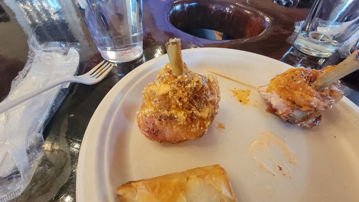 Otie's Tavern & Grill - Photo 9