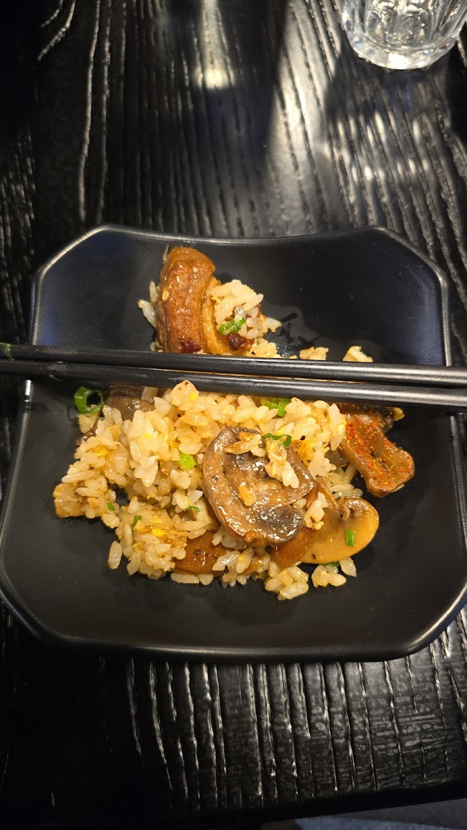 Susukino Ramen Bar - Photo 8