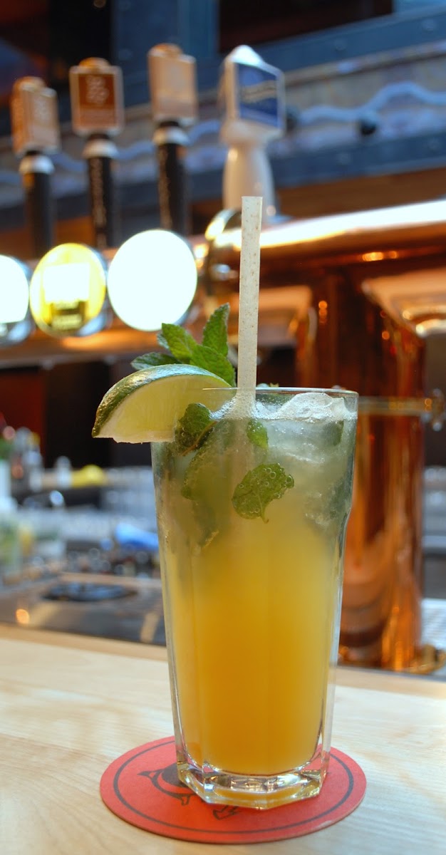 ATIPIK PUB - Photo 8