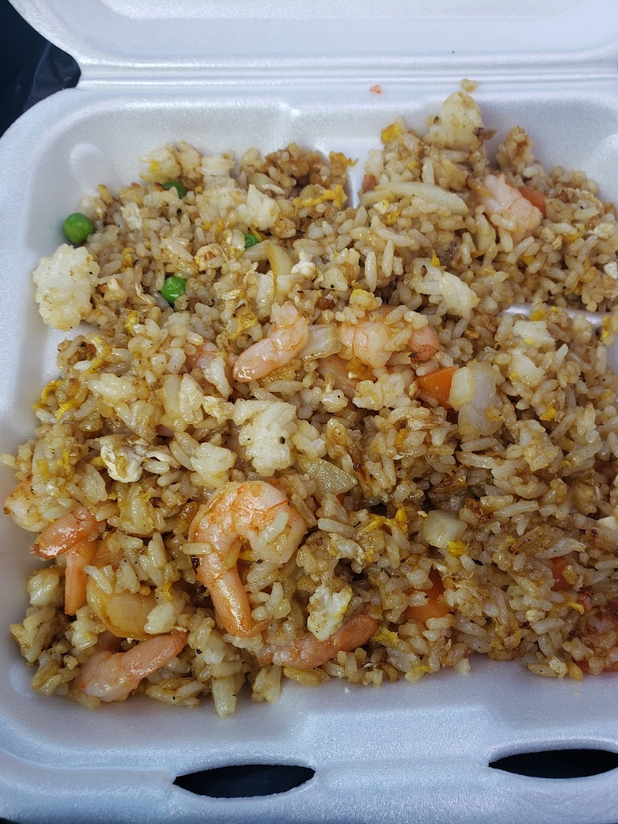 Ellis Seafood - Photo 8