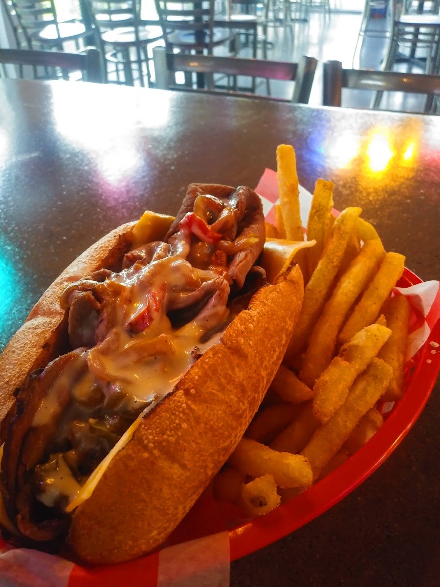 The Wellhead Sports Bar - Photo 3