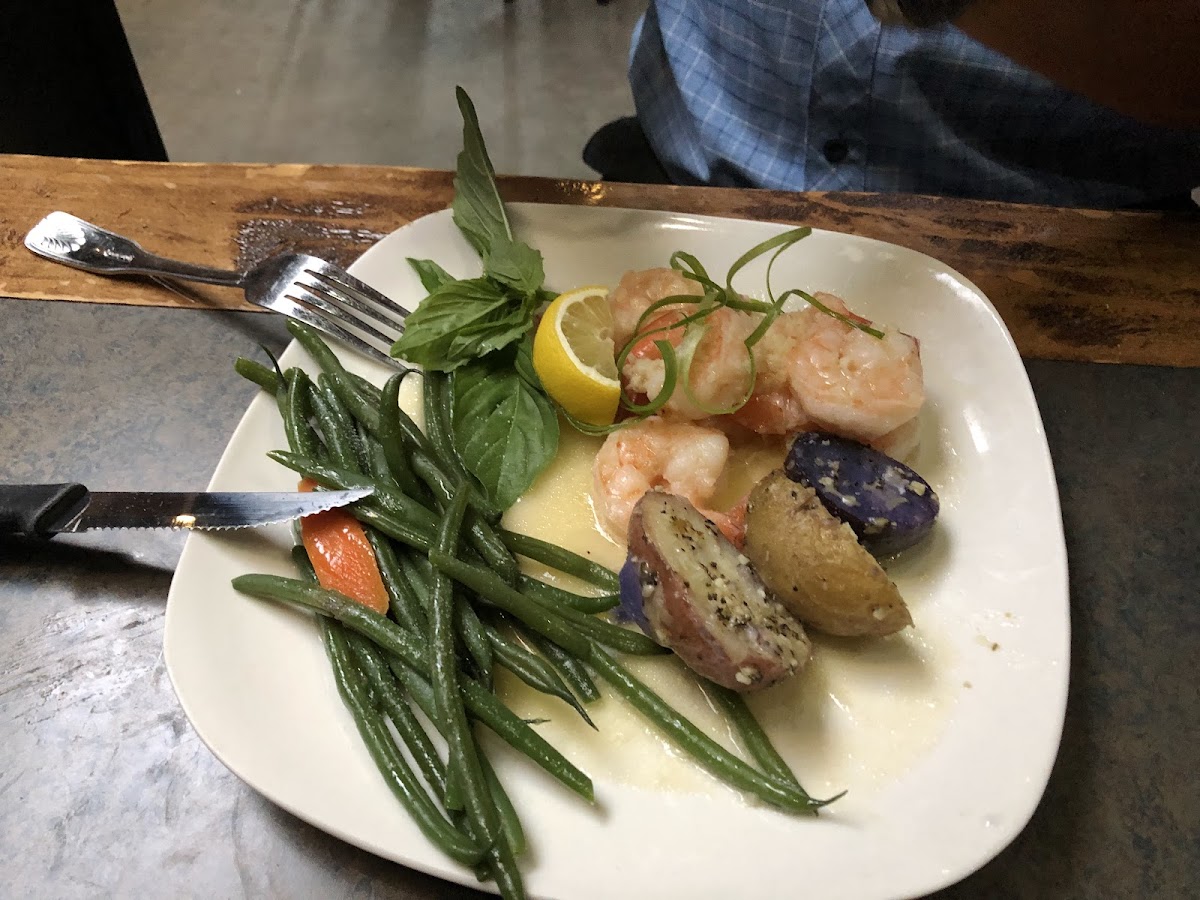 The Shire Bar & Bistro - Photo 5