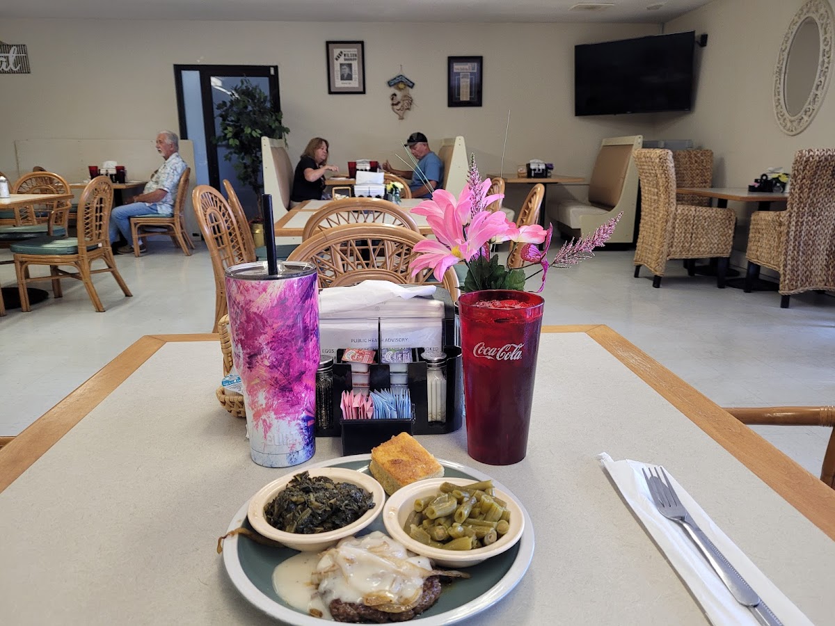 North Diner/Penny's Place - Photo 9
