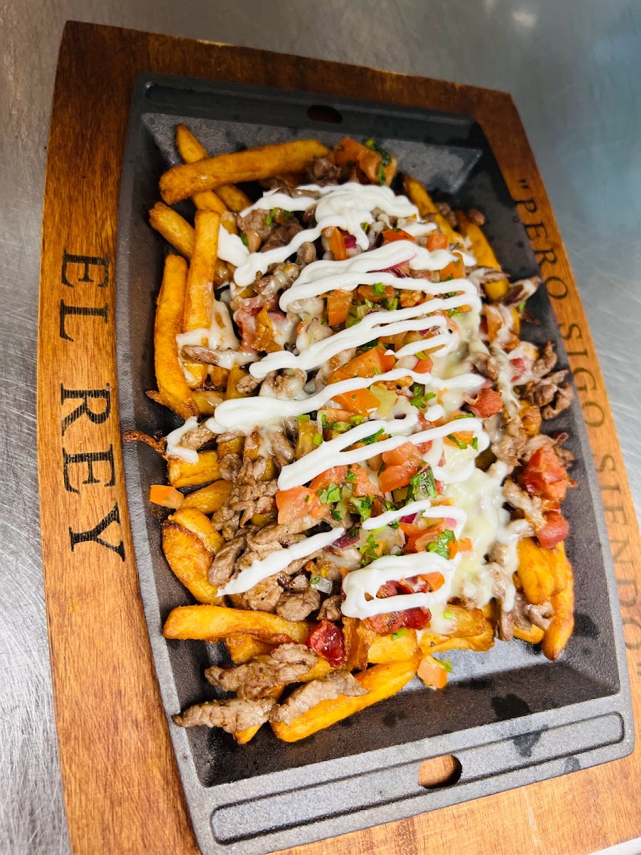 El Rey Bar And Grill - Photo 8