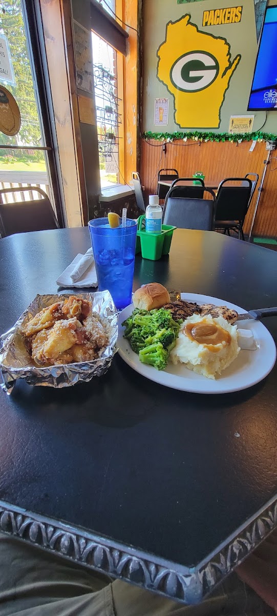 McCoy's Place Bar and Grill - Photo 5