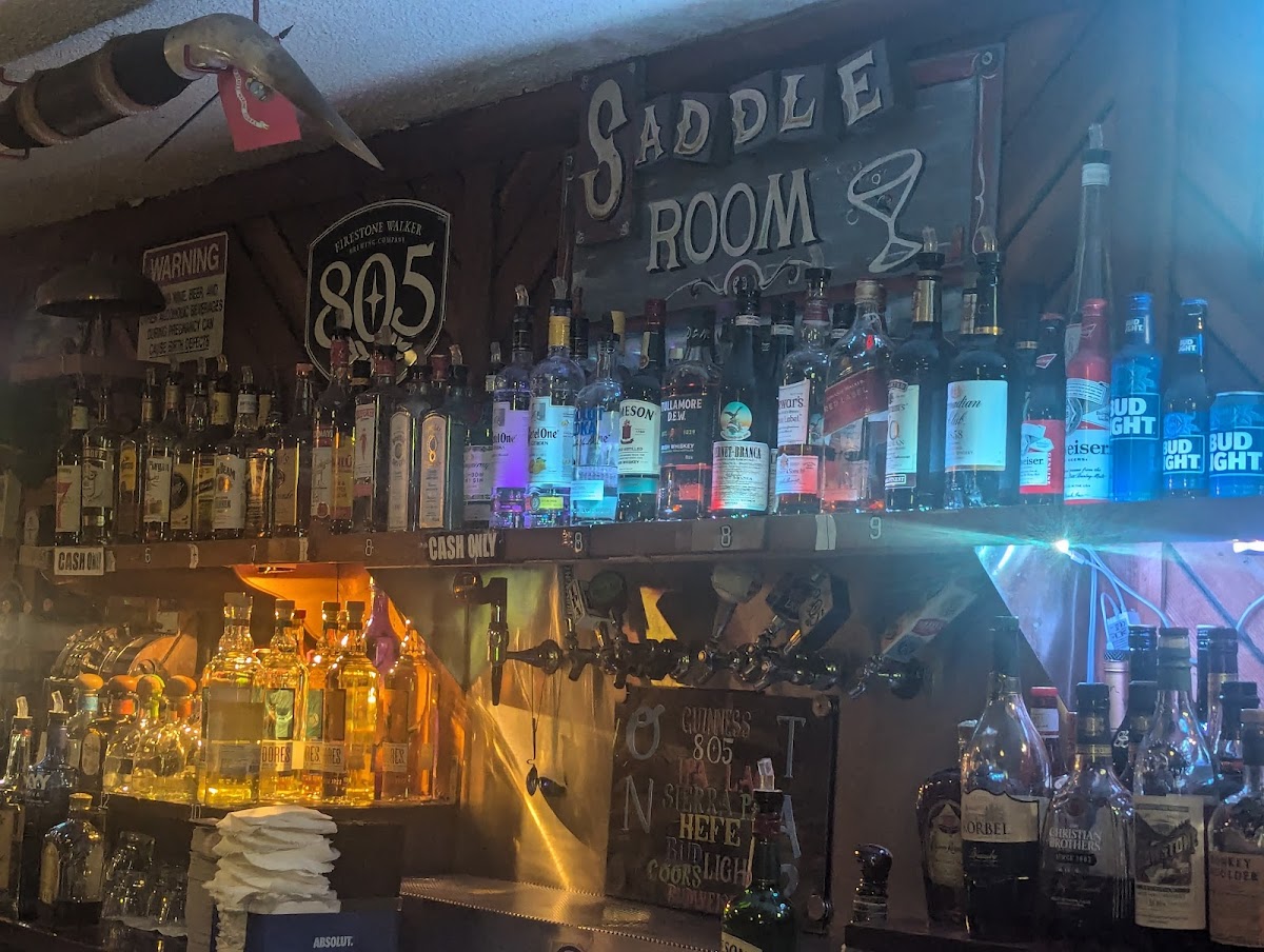 Saddle Room Bar - Photo 2