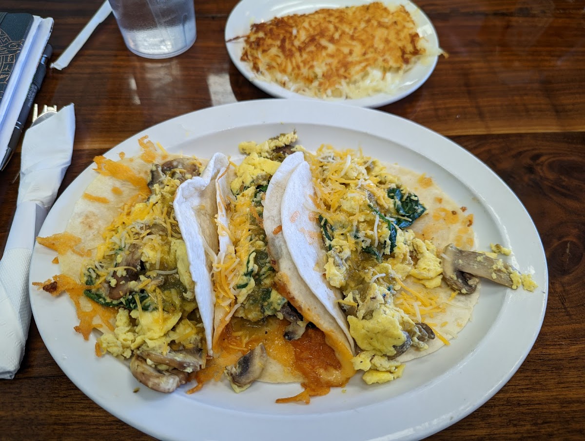 Jerry Bob's Catalina - Photo 6