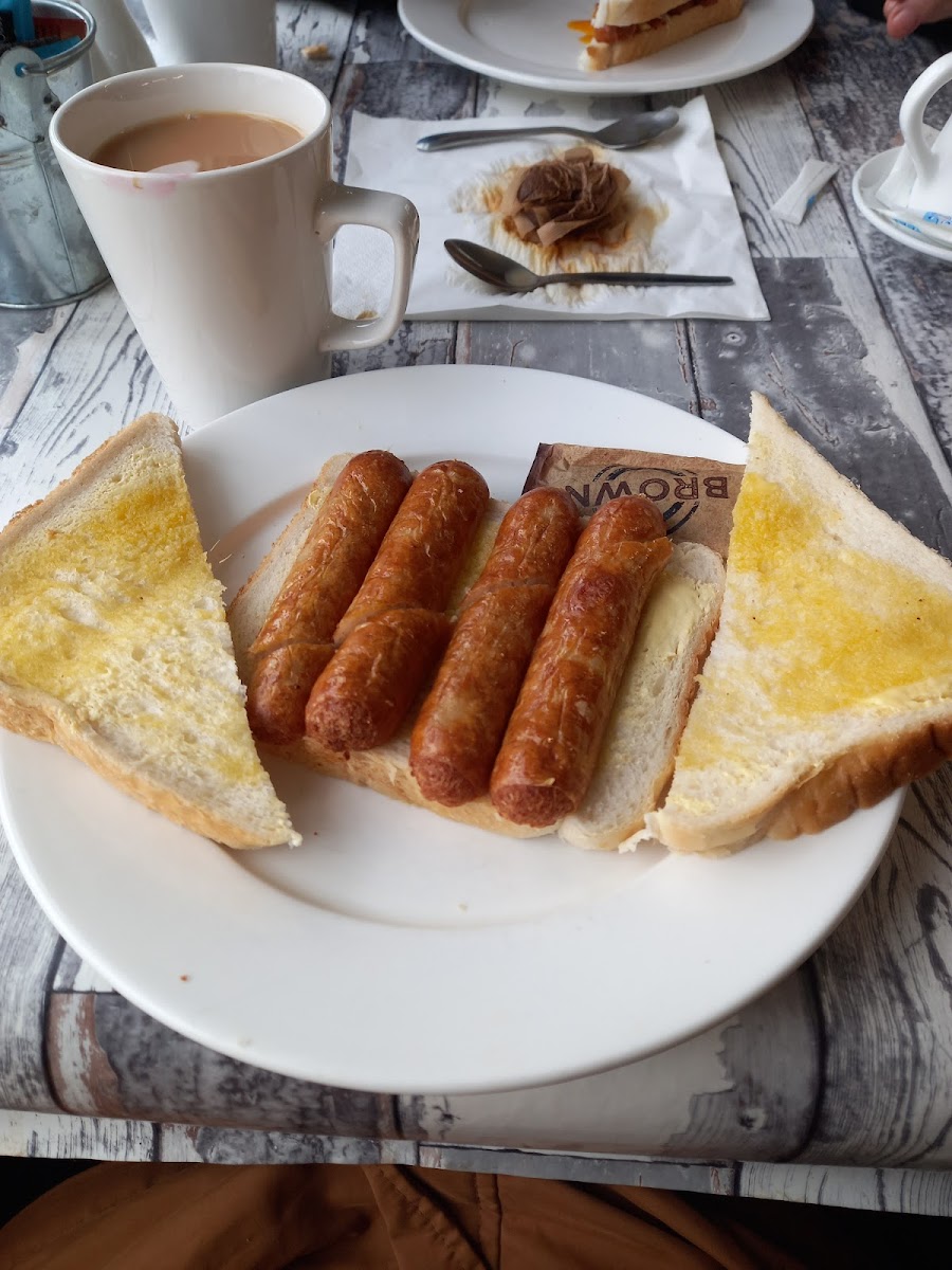 Angelo's Cafe - Photo 9
