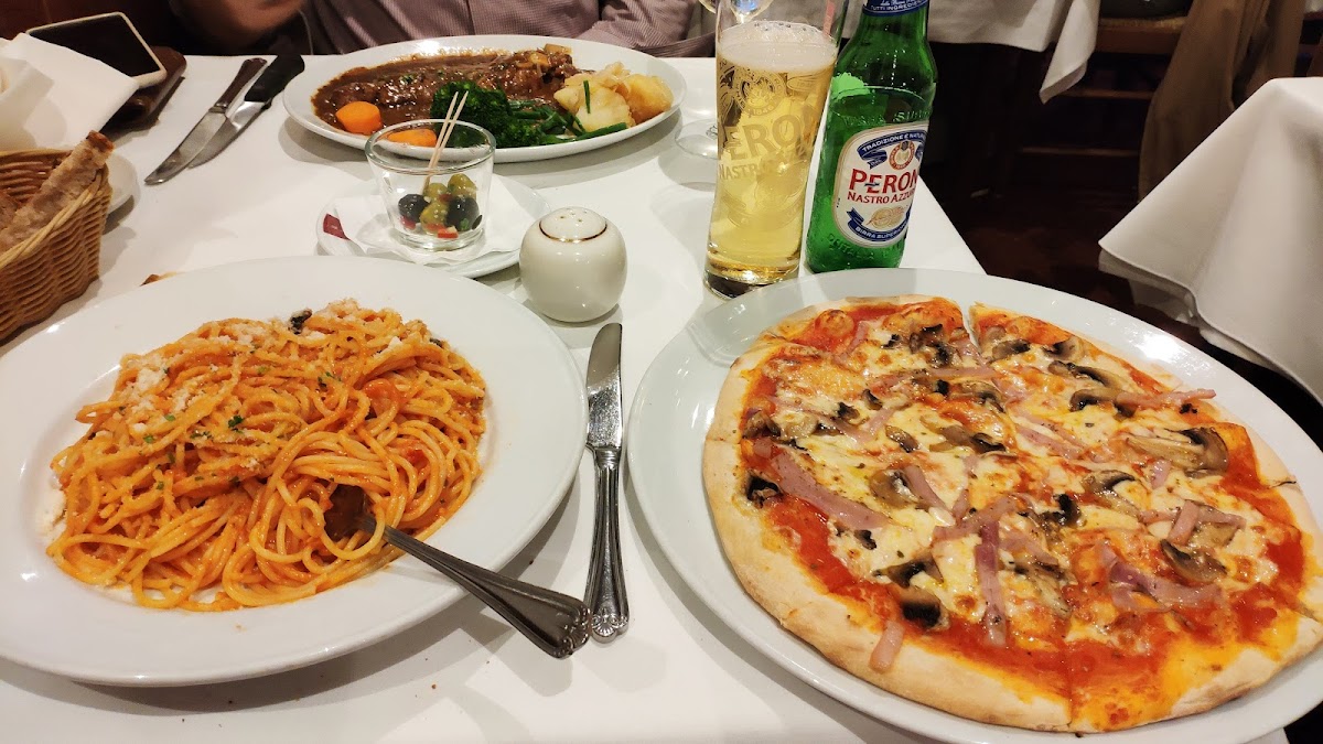 La Rosetta Restaurant - Photo 2