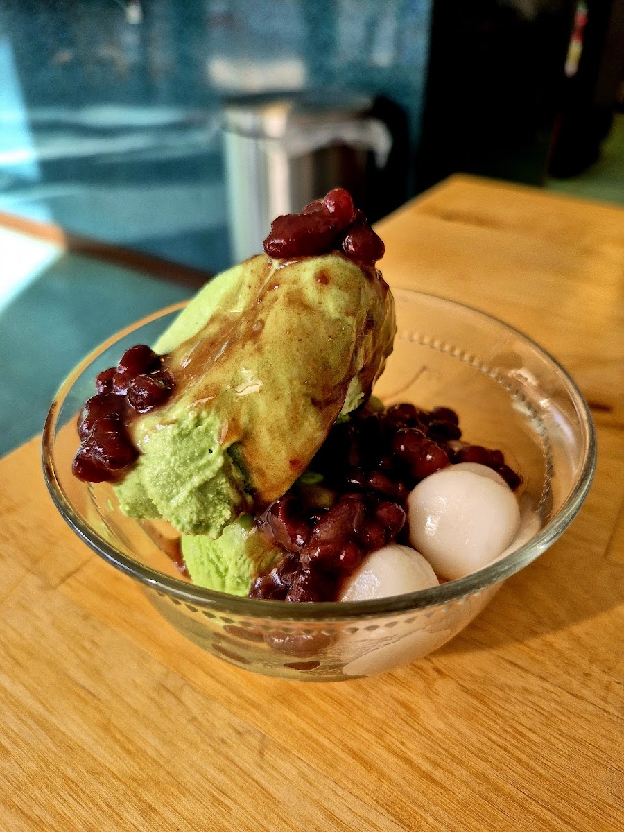 Japanese Bistro Kamome - Photo 3