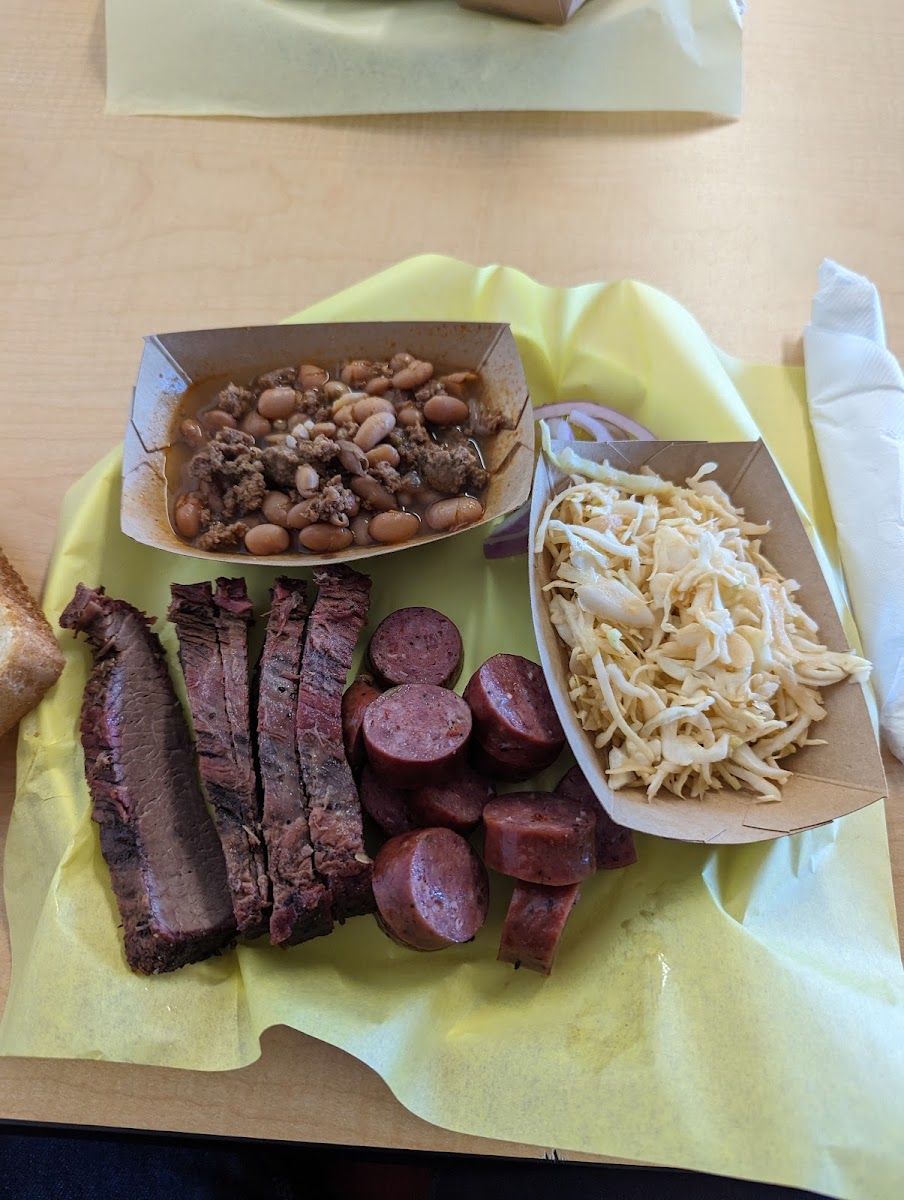 Slim's BBQ - Photo 8