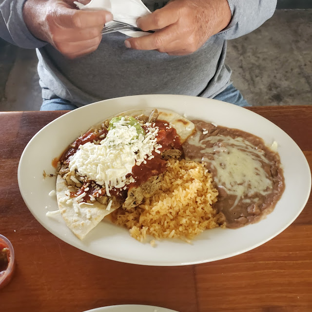 Dos Enchiladas