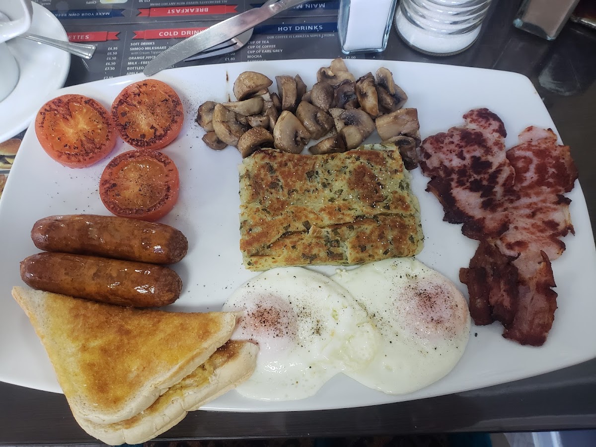 Beatty Cafe - Photo 1