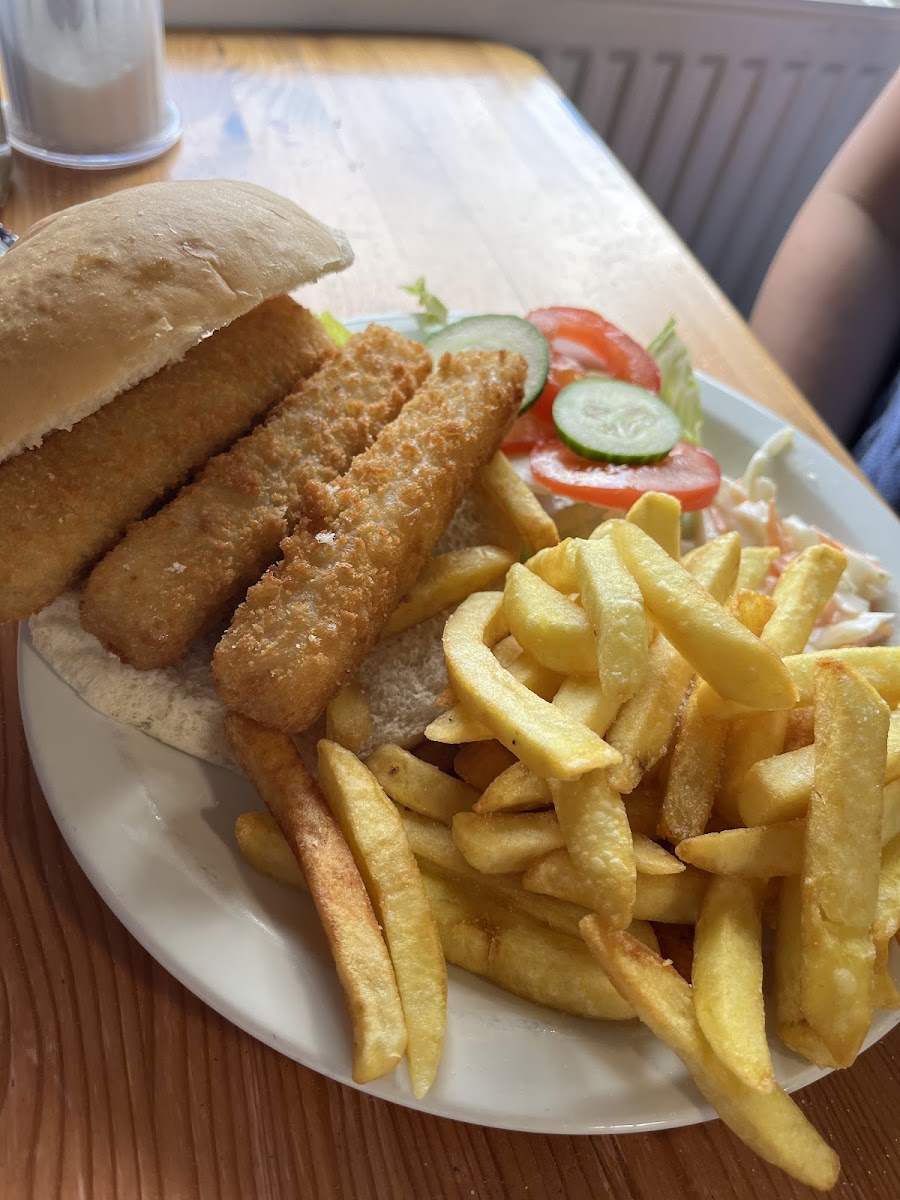 Highwayman Cafe - Photo 9