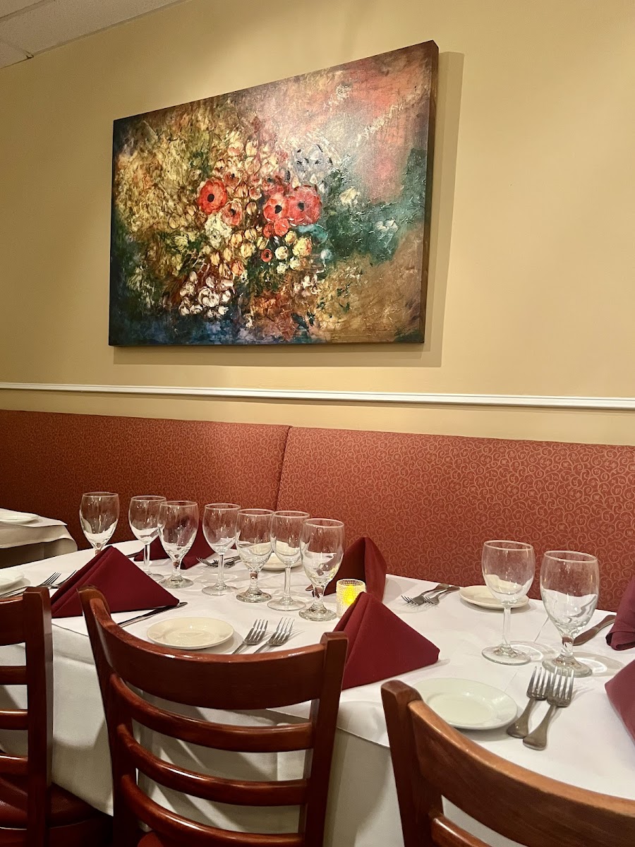 Gregorio's Mediterranean Restaurant - Photo 3