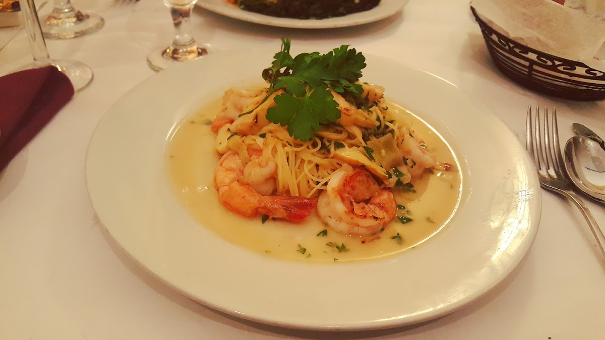 Gregorio's Mediterranean Restaurant - Photo 6
