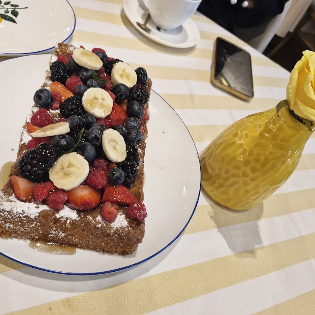 Pan Francés Con Frutos Rojos