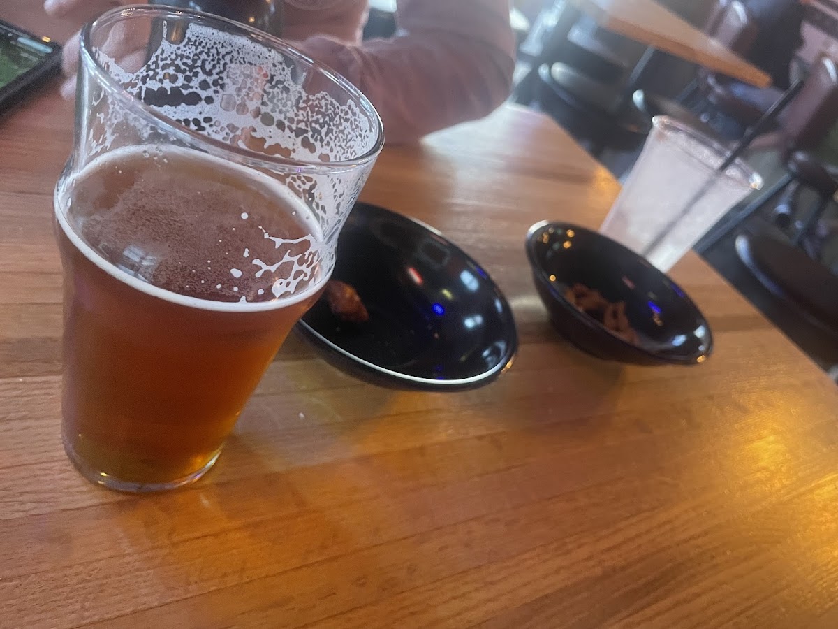 Oscar's pub - Photo 6