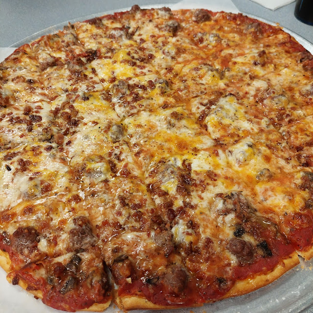 Bacon Cheeseburger Pizza Add Mushrooms