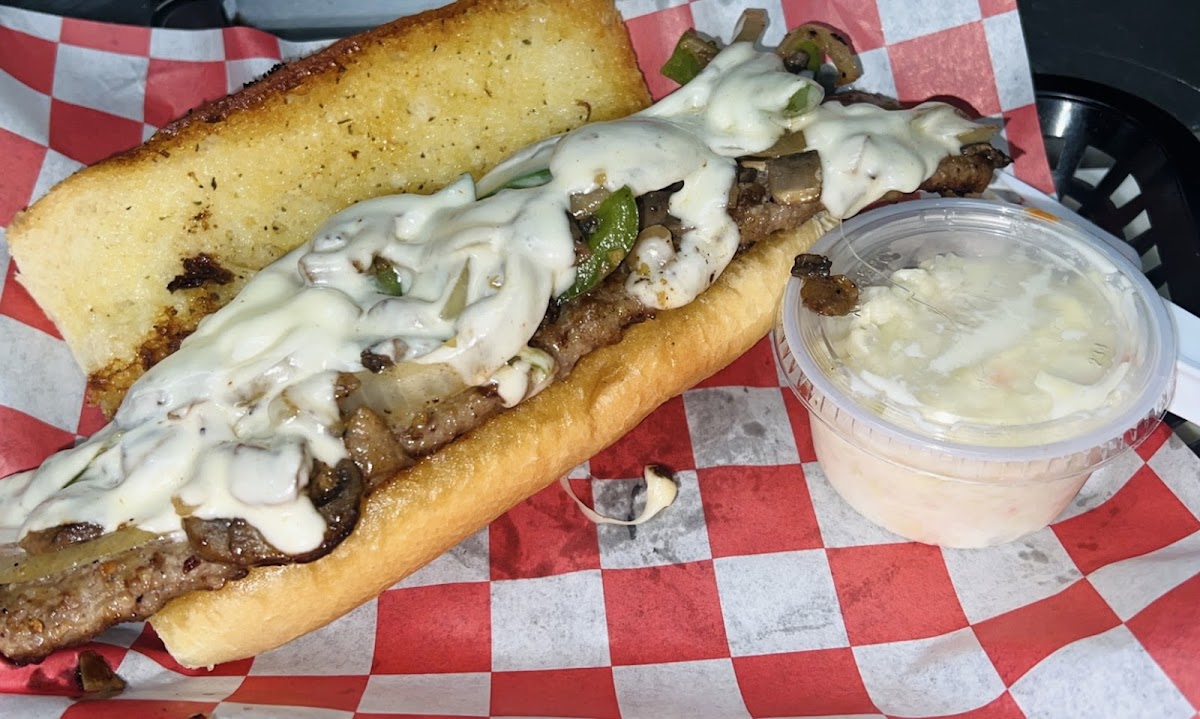 ALY ANNE'S Bar And Grill - Photo 7