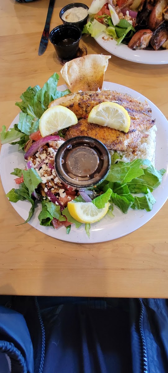 Taziki's Mediterranean Cafe - Hixson - Photo 4